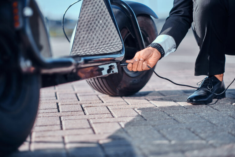 Micro-Mobilidade: Preciso Emplacar Meu Veículo?